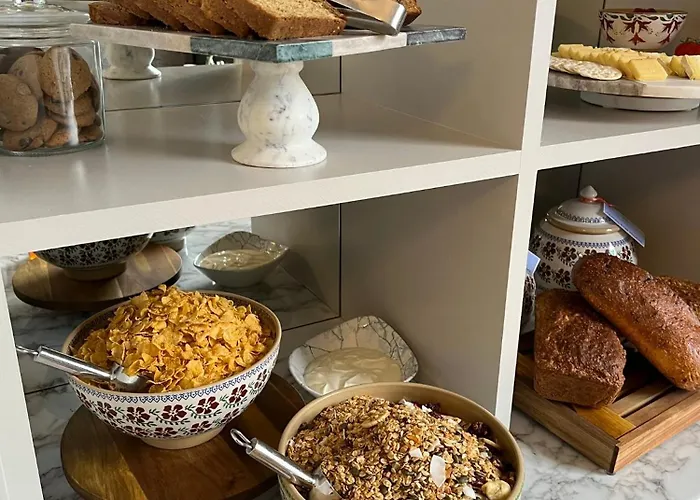 Vendégház Ariel House 4*