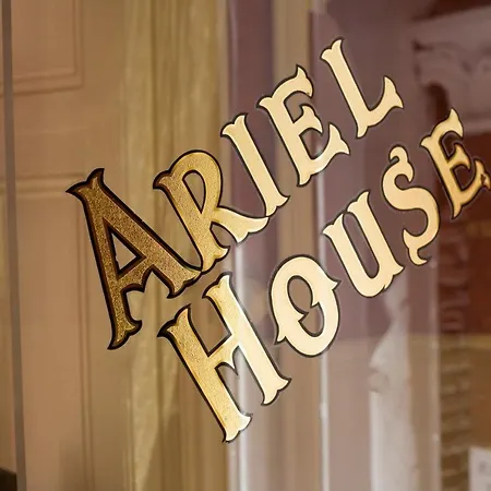 Ariel House Guest house 4*