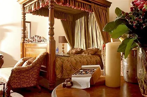 Ariel House Pensionat 4*